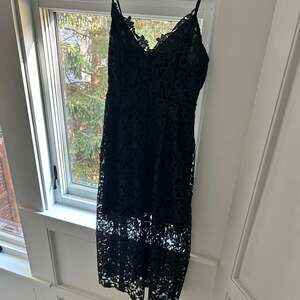 ASTR The Label Black Lace A-Line Midi Dress